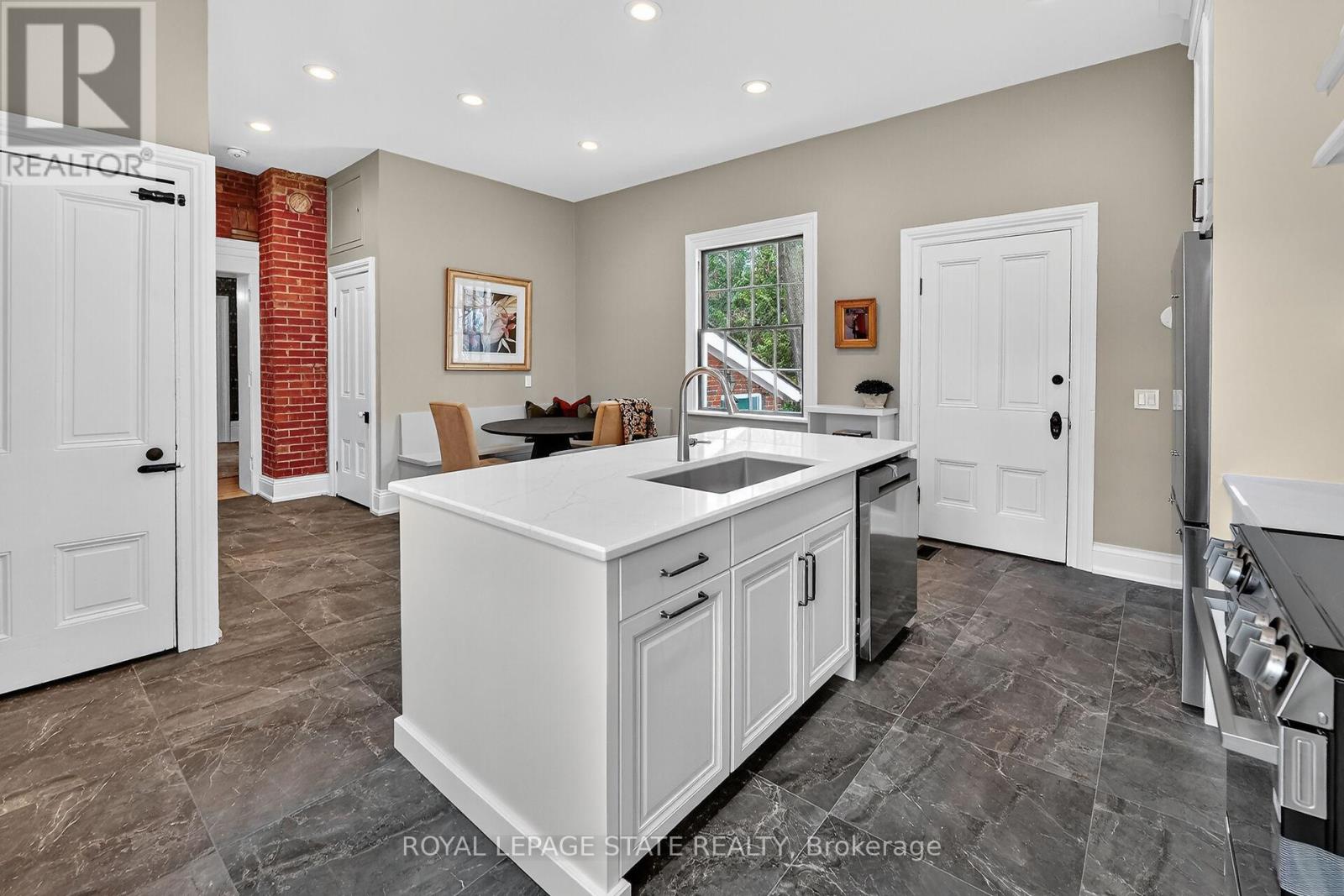 262 Main Street W, Grimsby, Ontario  L3M 1S4 - Photo 23 - X12918234