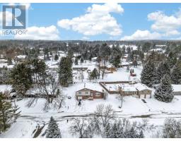 18 WESTVALE DRIVE, Bracebridge, Ontario