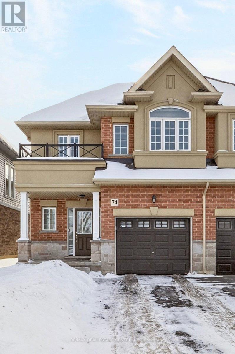 74 Bobolink Road, Hamilton, Ontario  L9A 2P5 - Photo 2 - X12781704