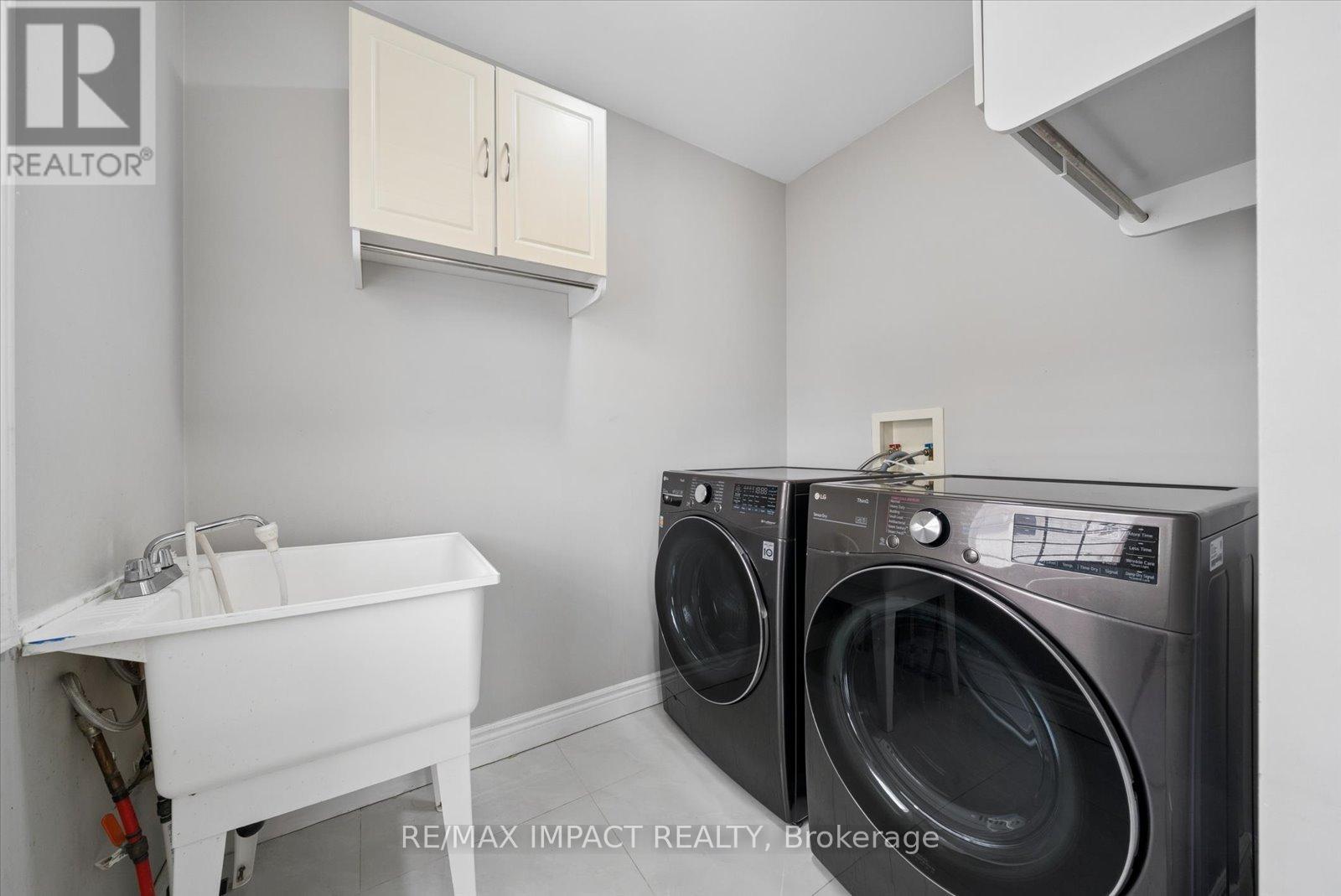 21 Decker Hollow Circle, Brampton, Ontario  L6X 0K9 - Photo 15 - W12918092