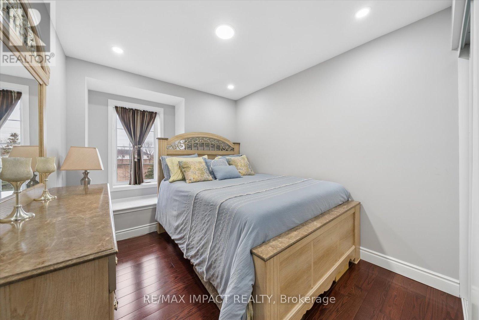 21 Decker Hollow Circle, Brampton, Ontario  L6X 0K9 - Photo 21 - W12918092