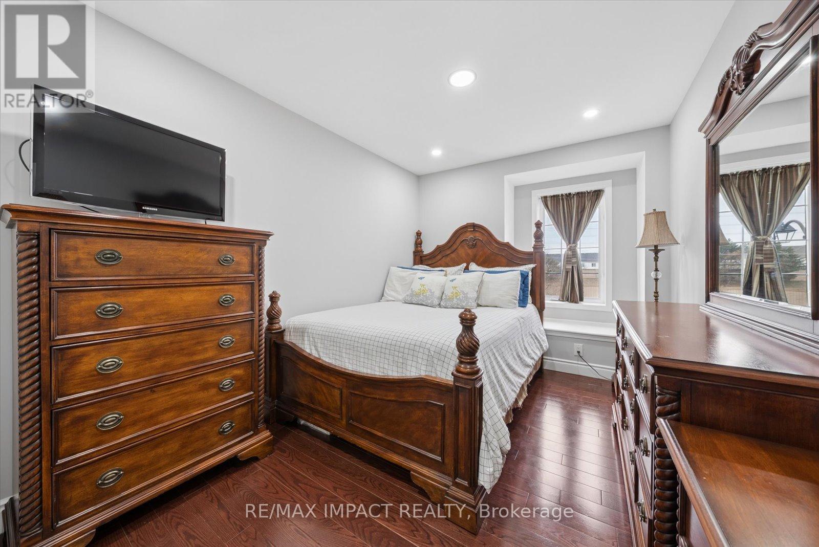 21 Decker Hollow Circle, Brampton, Ontario  L6X 0K9 - Photo 20 - W12918092