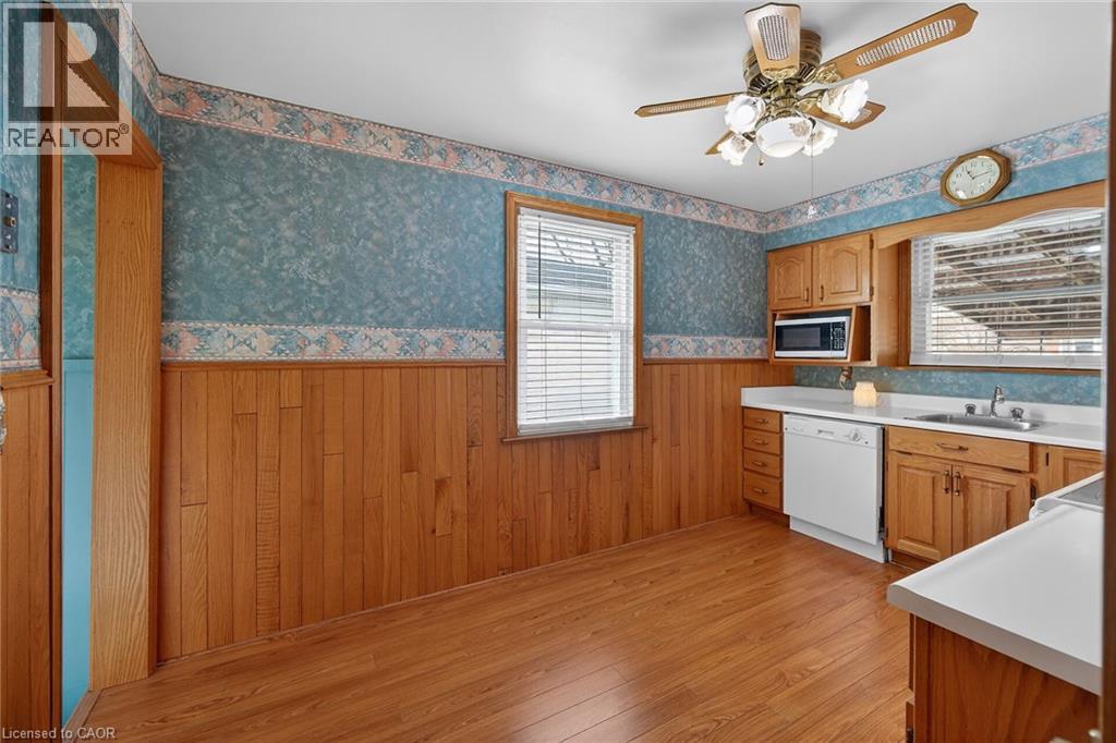 21 Lakeview Avenue, Grimsby, Ontario  L3M 3L9 - Photo 14 - 40814708