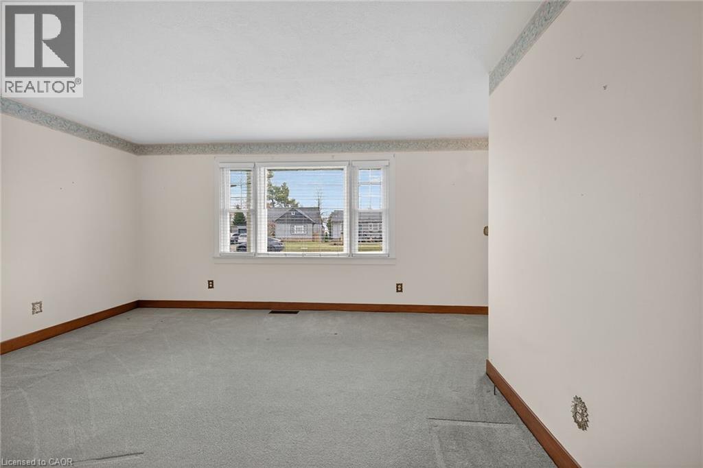 21 Lakeview Avenue, Grimsby, Ontario  L3M 3L9 - Photo 8 - 40814708