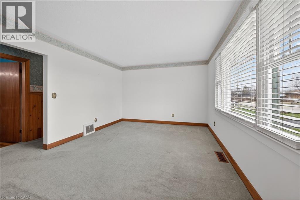 21 Lakeview Avenue, Grimsby, Ontario  L3M 3L9 - Photo 9 - 40814708