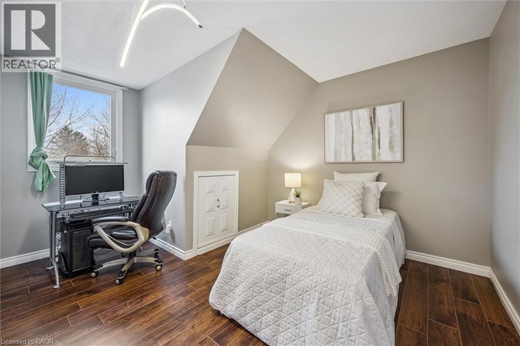 161 Ambleside Court, Waterloo, Ontario  N2K 3E3 - Photo 21 - 40812161