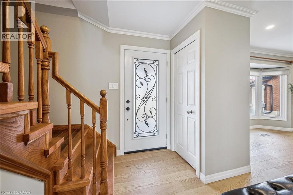 161 Ambleside Court, Waterloo, Ontario  N2K 3E3 - Photo 8 - 40812161