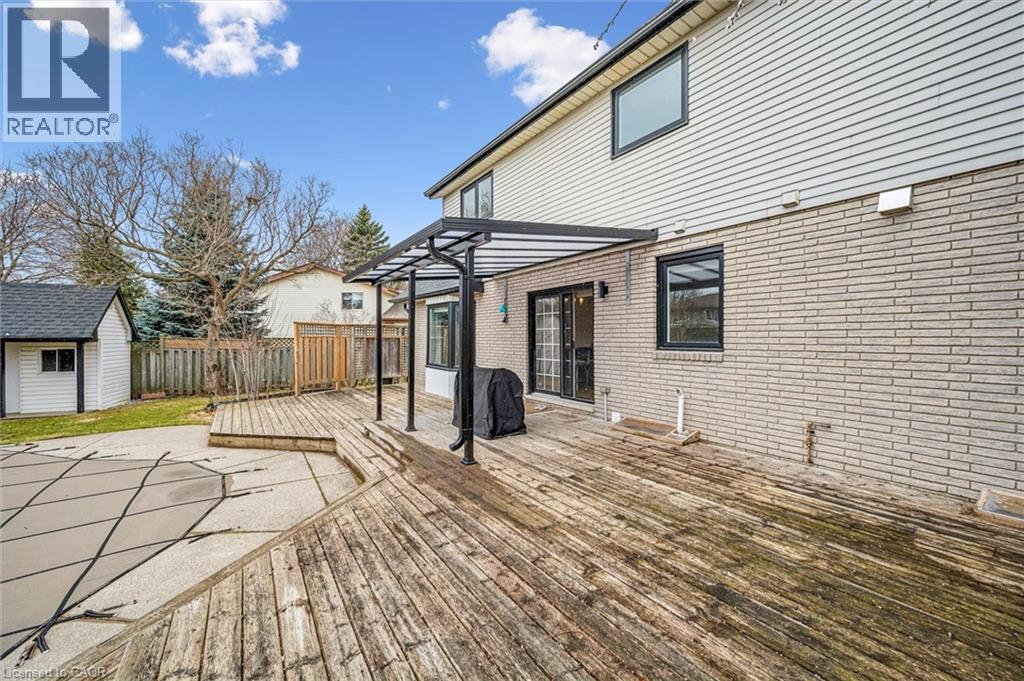 161 Ambleside Court, Waterloo, Ontario  N2K 3E3 - Photo 44 - 40812161