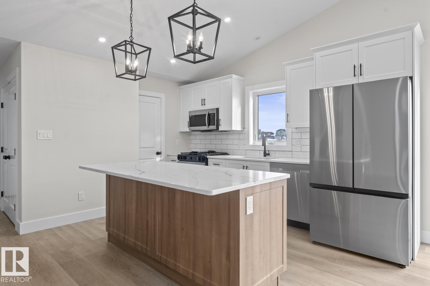 807 Schooner Dr, Cold Lake, Alberta T9M 0L7 - Photo 4 - E4424182