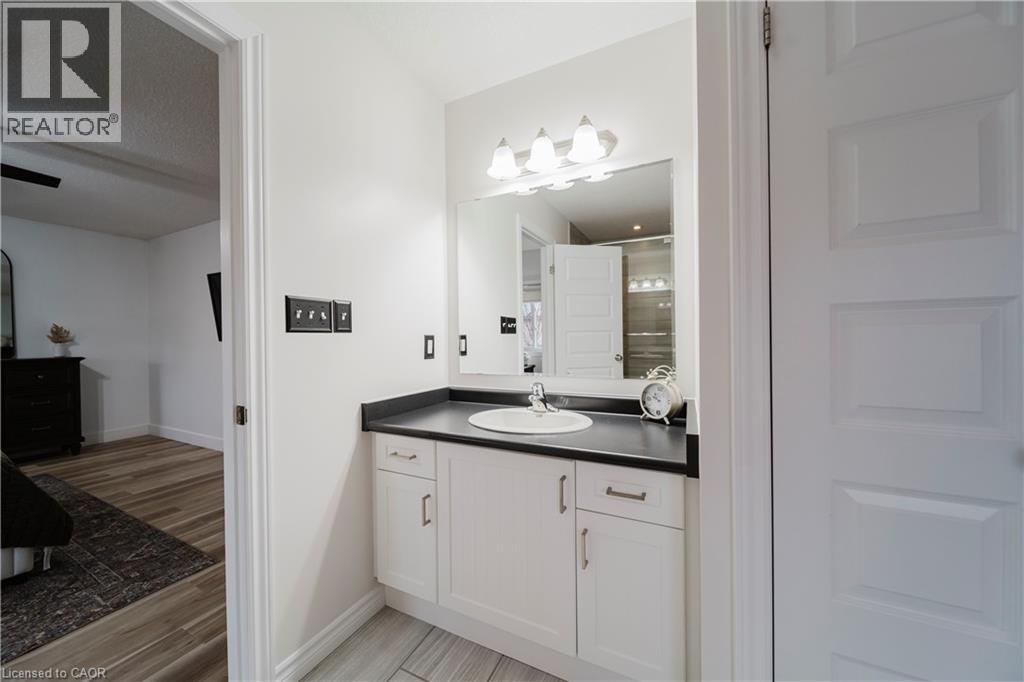 22 Bettschen Lane, Baden, Ontario  N3A 0E1 - Photo 33 - 40813246