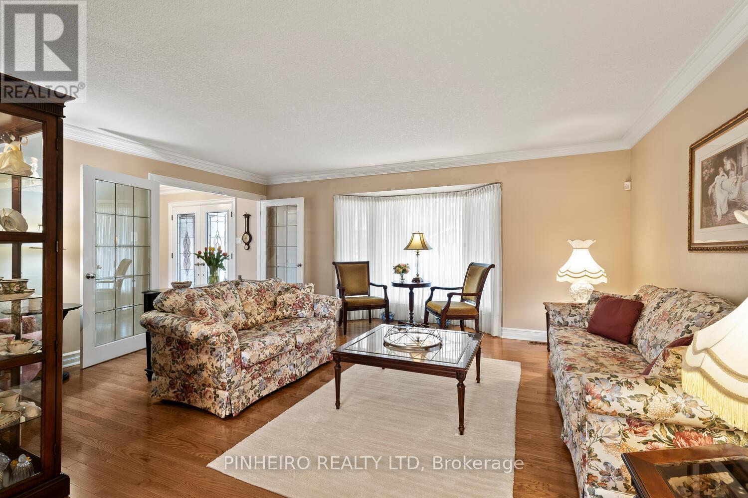 146 Whisperwood Avenue, London South, Ontario  N6K 4C2 - Photo 11 - X12918626