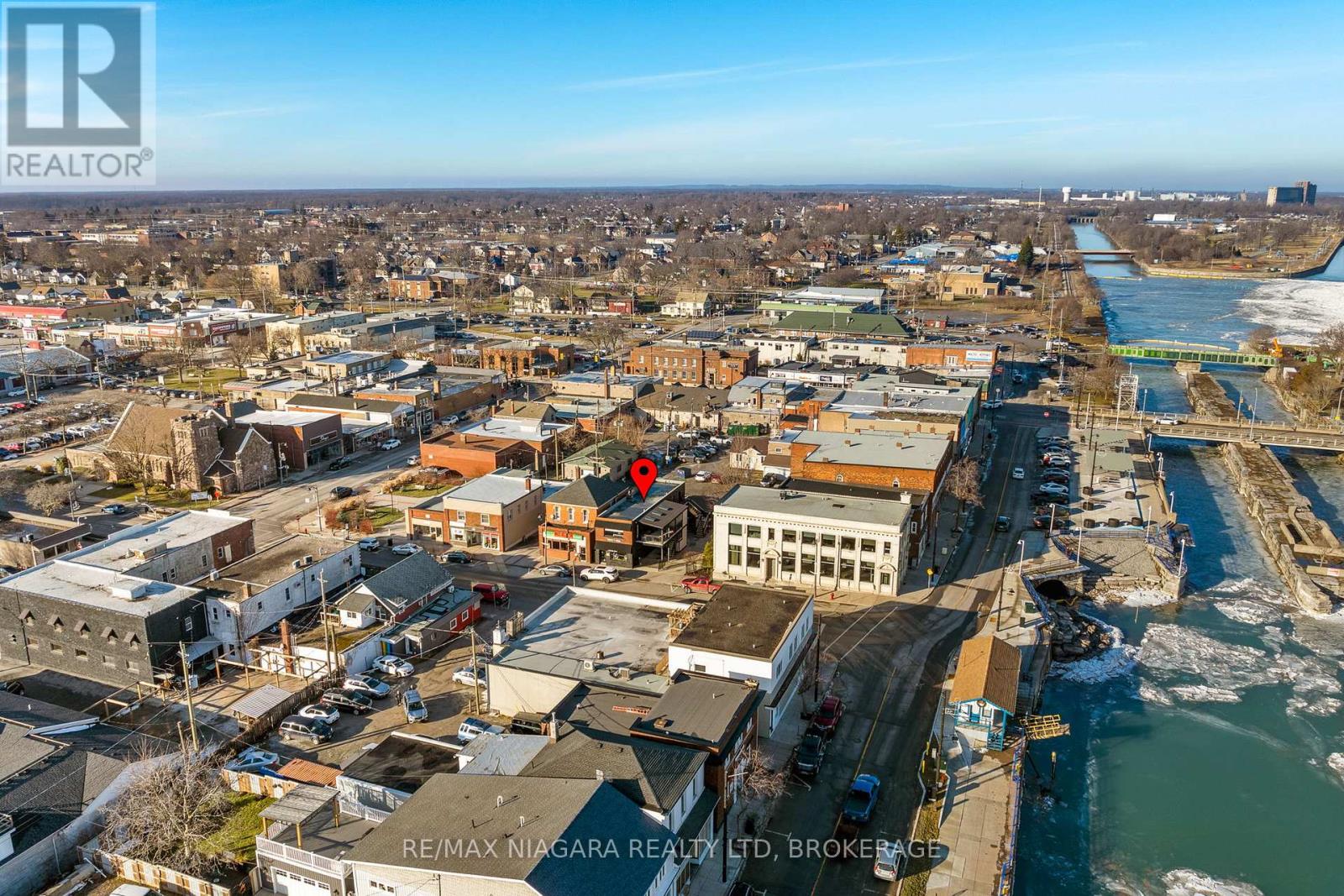 Upper - 15 Charlotte Street, Port Colborne, Ontario L3K 3C7 - Photo 18 - X12686380