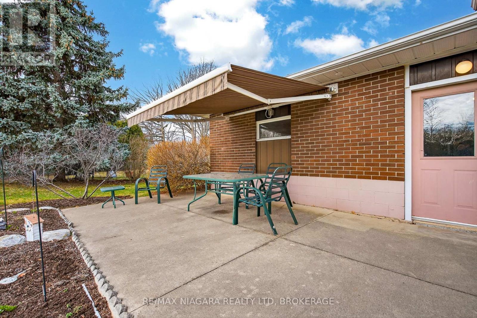 23 Almond Gardens, Grimsby, Ontario  L3M 2K2 - Photo 34 - X12908922