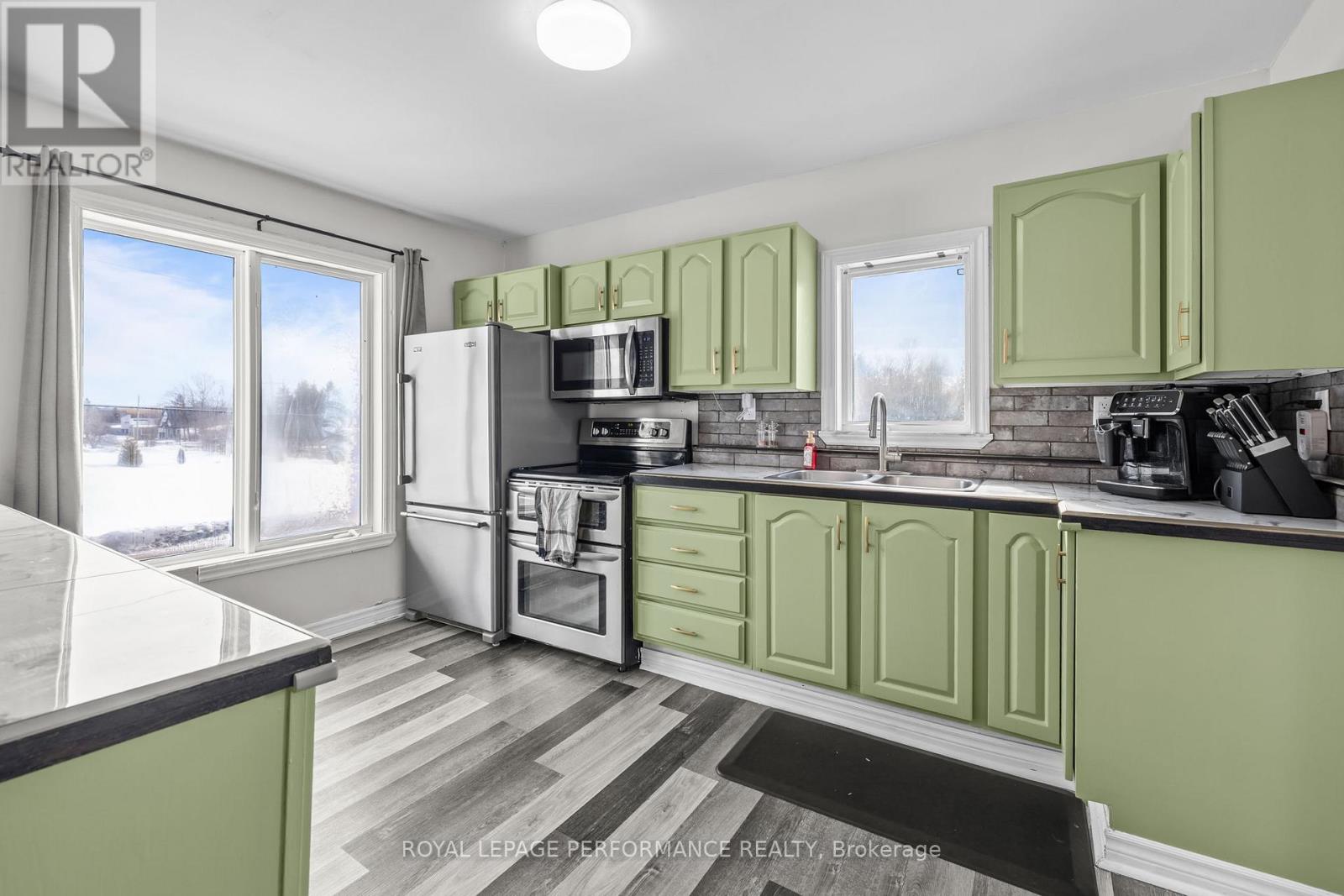 861 Louis Ernest Road, The Nation, Ontario  K0A 1M0 - Photo 13 - X12918566