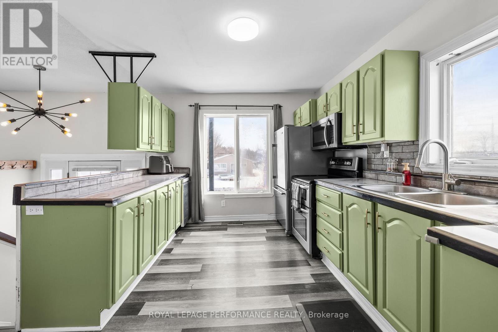 861 Louis Ernest Road, The Nation, Ontario  K0A 1M0 - Photo 14 - X12918566