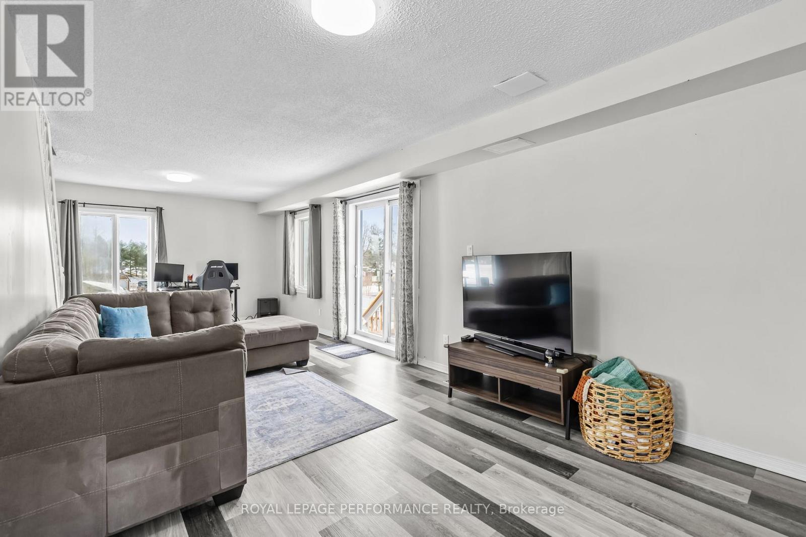 861 Louis Ernest Road, The Nation, Ontario  K0A 1M0 - Photo 18 - X12918566