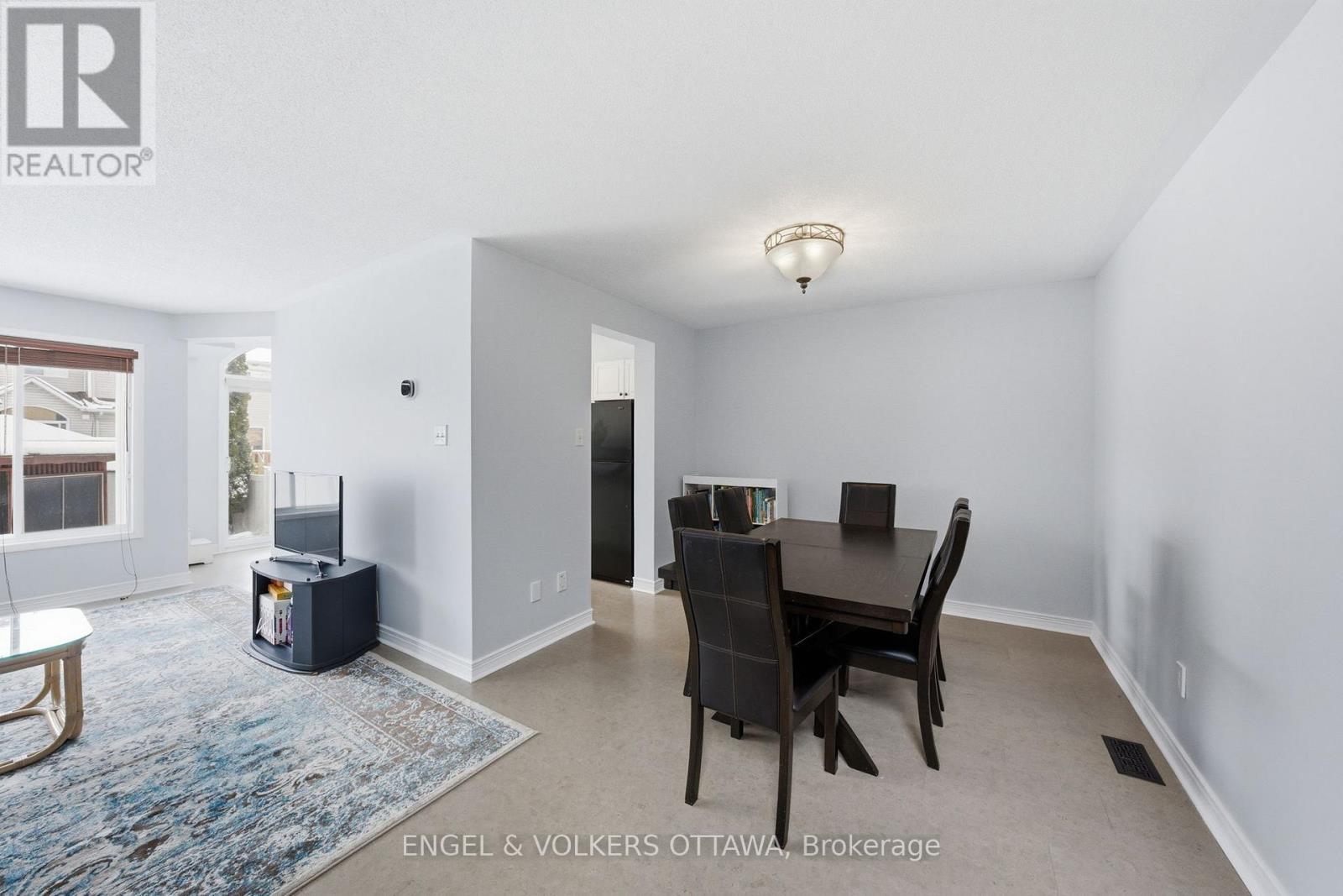 2190 Liska Street, Ottawa, Ontario  K4A 4J8 - Photo 5 - X12918636