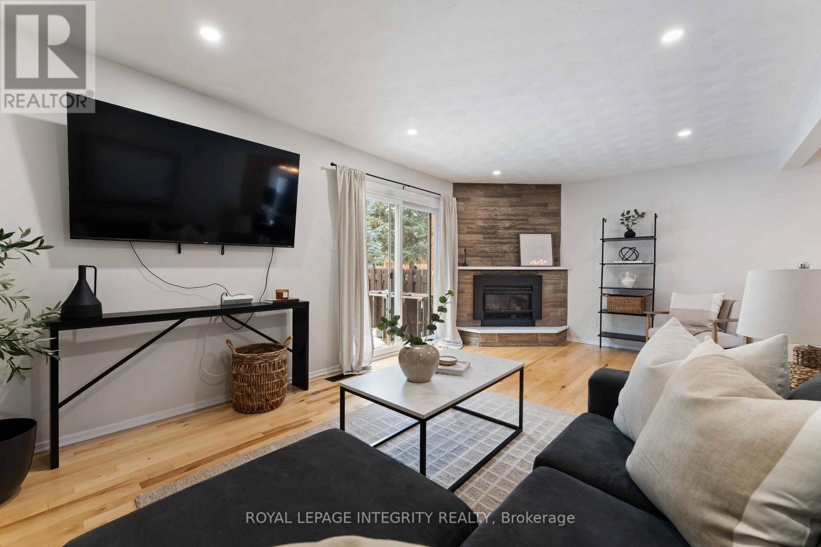 19 - 1585 Heron Road, Ottawa, Ontario  K1V 9V1 - Photo 3 - X12918708