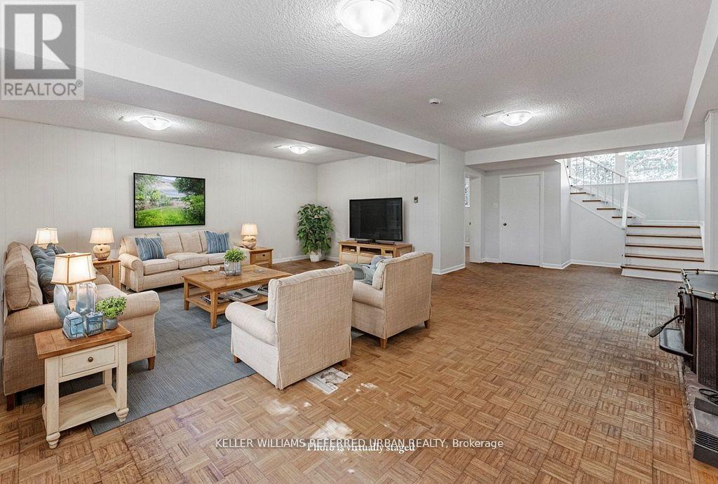 15 York Valley Crescent, Toronto, Ontario  M2P 1A8 - Photo 21 - C12916204