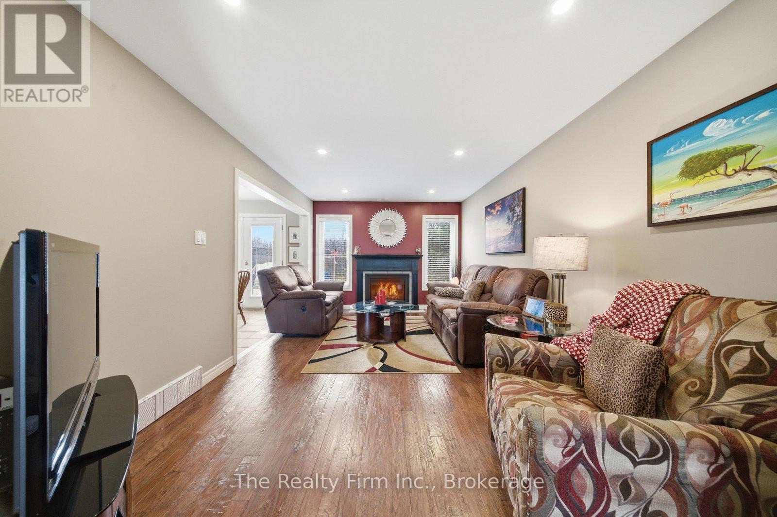 234 Ferguson Drive, Woodstock, Ontario  N4V 1B3 - Photo 13 - X12918600