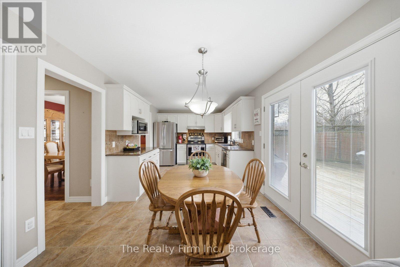 234 Ferguson Drive, Woodstock, Ontario  N4V 1B3 - Photo 15 - X12918600