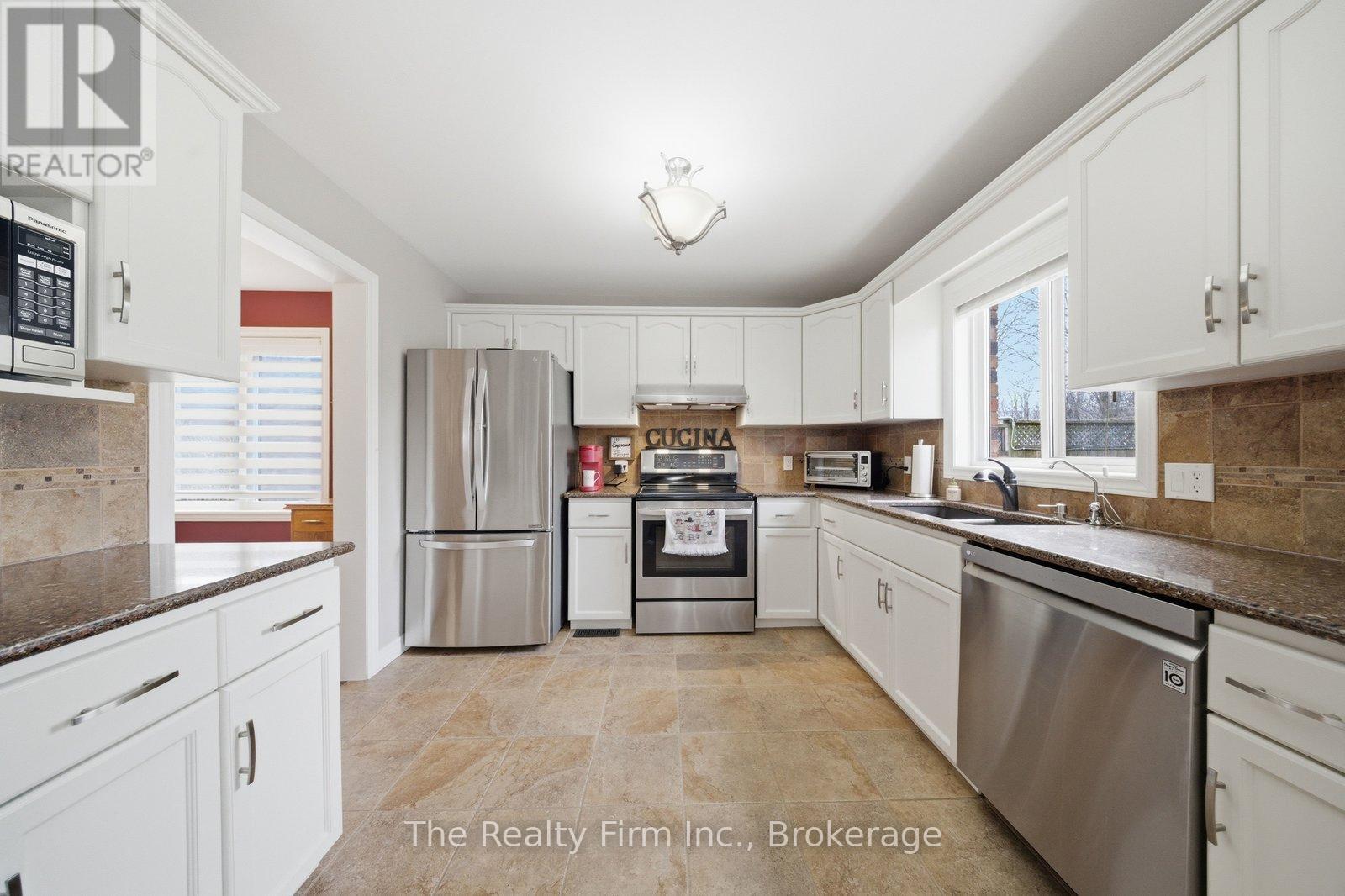 234 Ferguson Drive, Woodstock, Ontario  N4V 1B3 - Photo 17 - X12918600