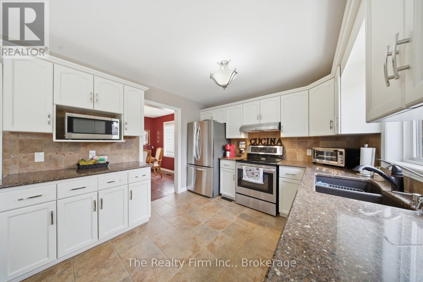 234 Ferguson Drive, Woodstock, Ontario  N4V 1B3 - Photo 18 - X12918600