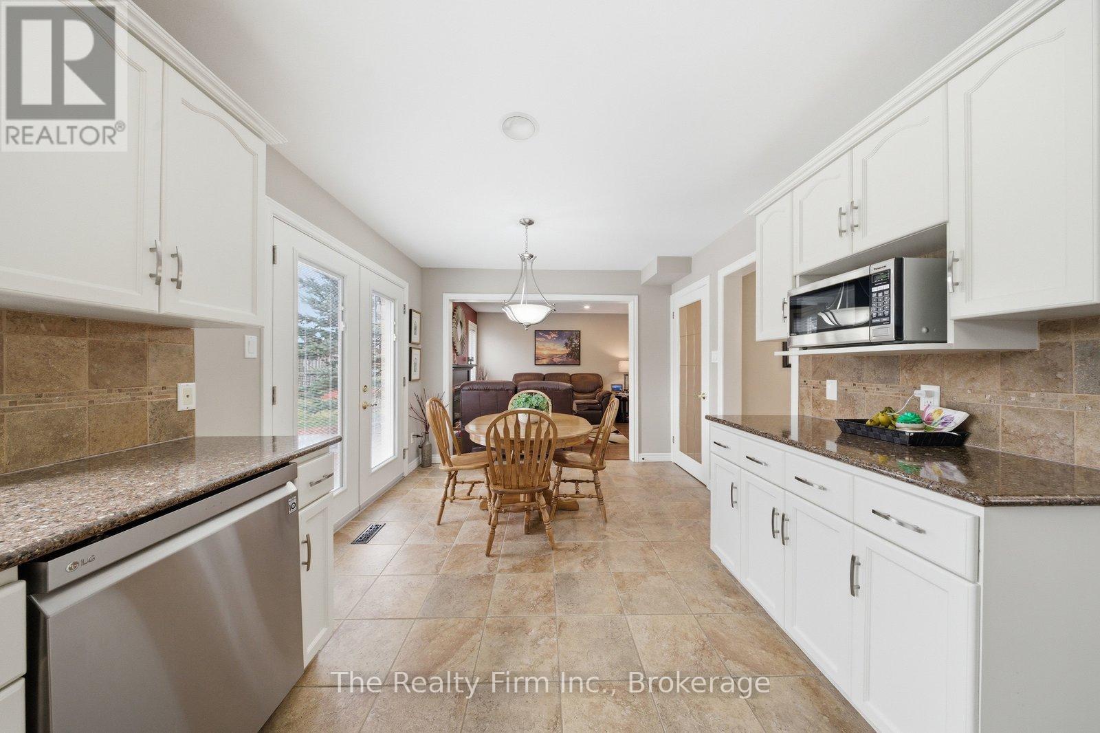 234 Ferguson Drive, Woodstock, Ontario  N4V 1B3 - Photo 19 - X12918600