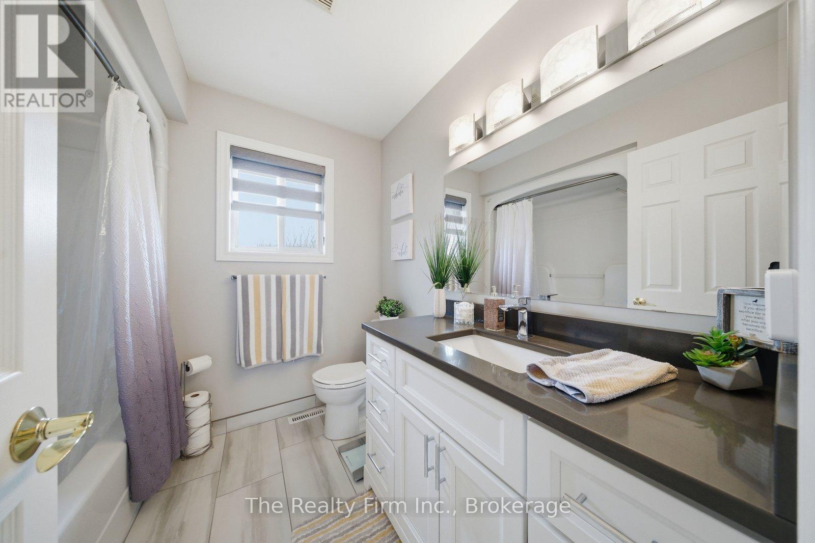 234 Ferguson Drive, Woodstock, Ontario  N4V 1B3 - Photo 22 - X12918600