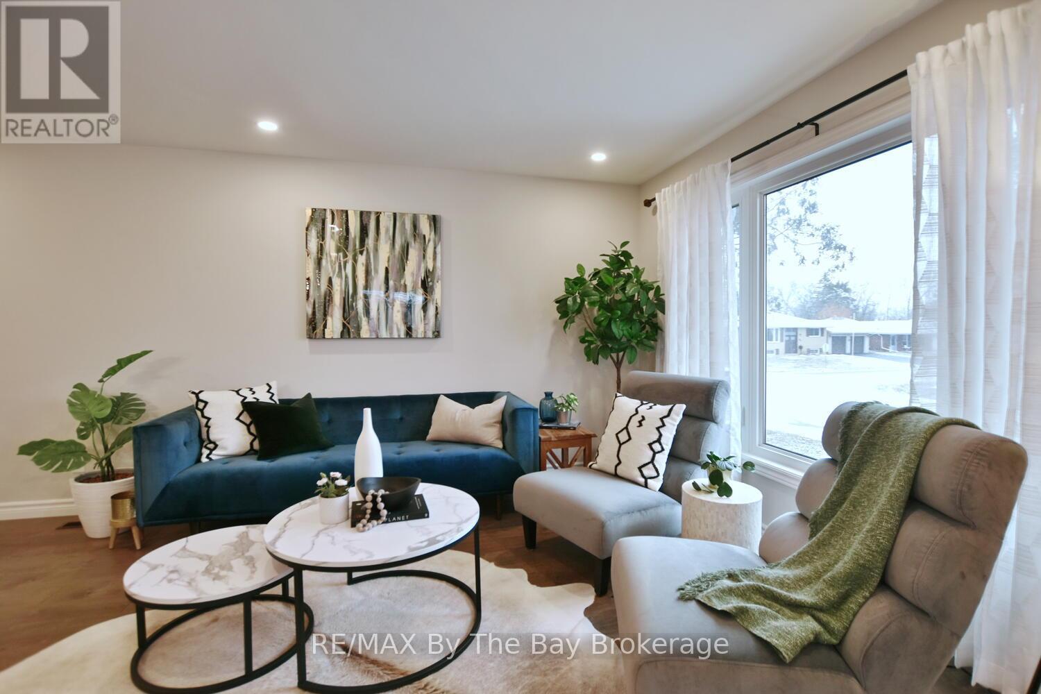 556 Spruce Street, Collingwood, Ontario  L9Y 4B4 - Photo 11 - S12918638