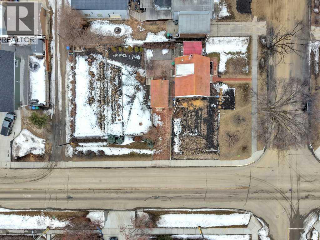 3702 44 Avenue, Red Deer, Alberta  T4N 3H5 - Photo 4 - A2295344