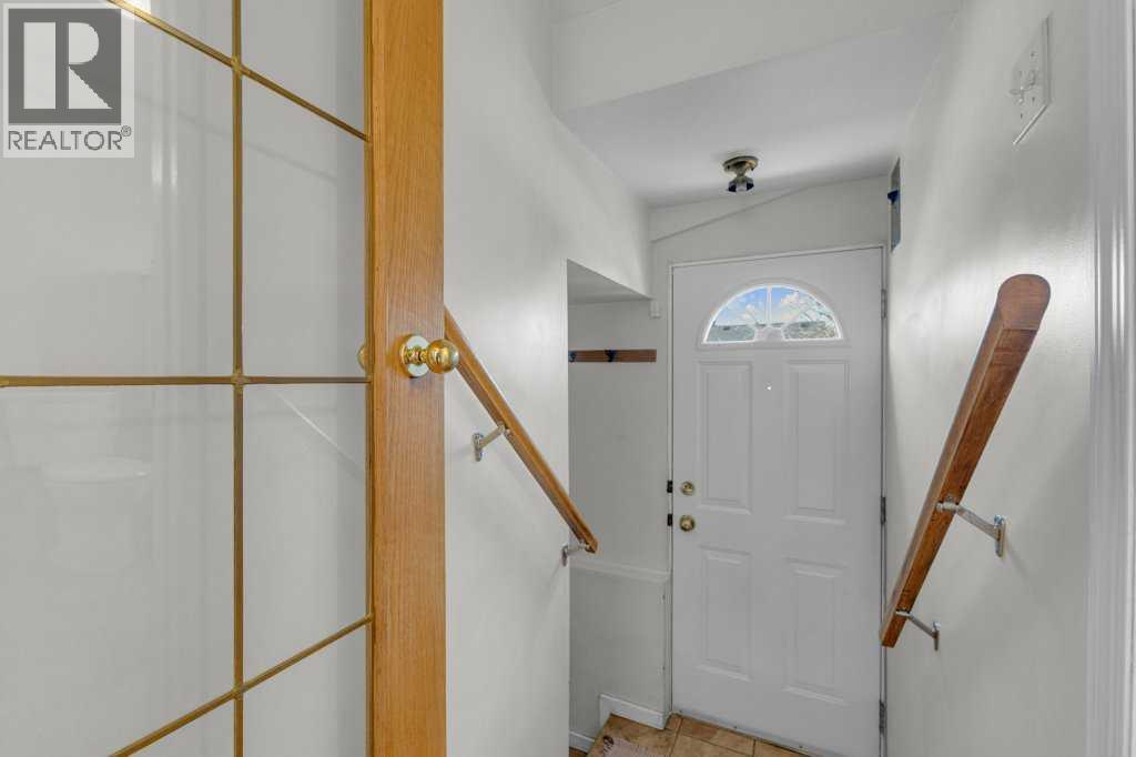 3702 44 Avenue, Red Deer, Alberta  T4N 3H5 - Photo 18 - A2295344