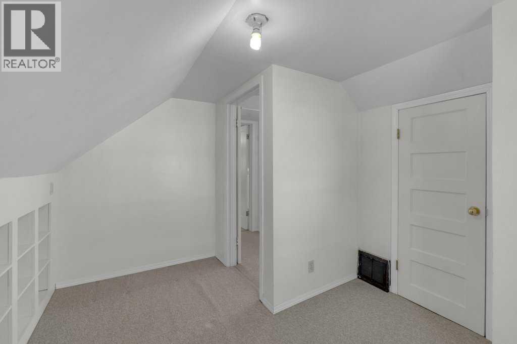 3702 44 Avenue, Red Deer, Alberta  T4N 3H5 - Photo 26 - A2295344