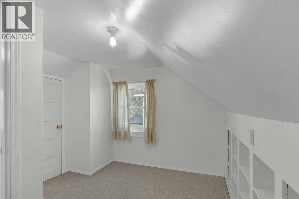 3702 44 Avenue, Red Deer, Alberta  T4N 3H5 - Photo 25 - A2295344