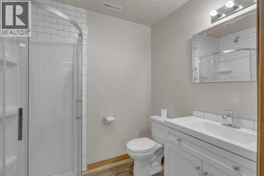 3702 44 Avenue, Red Deer, Alberta  T4N 3H5 - Photo 27 - A2295344