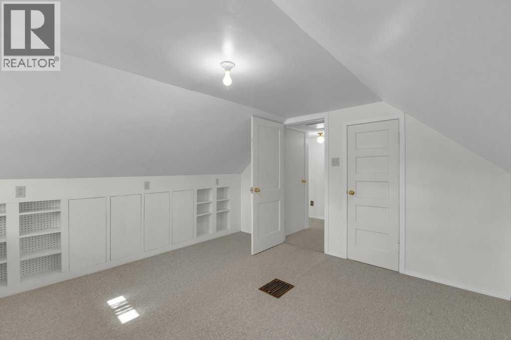 3702 44 Avenue, Red Deer, Alberta  T4N 3H5 - Photo 21 - A2295344