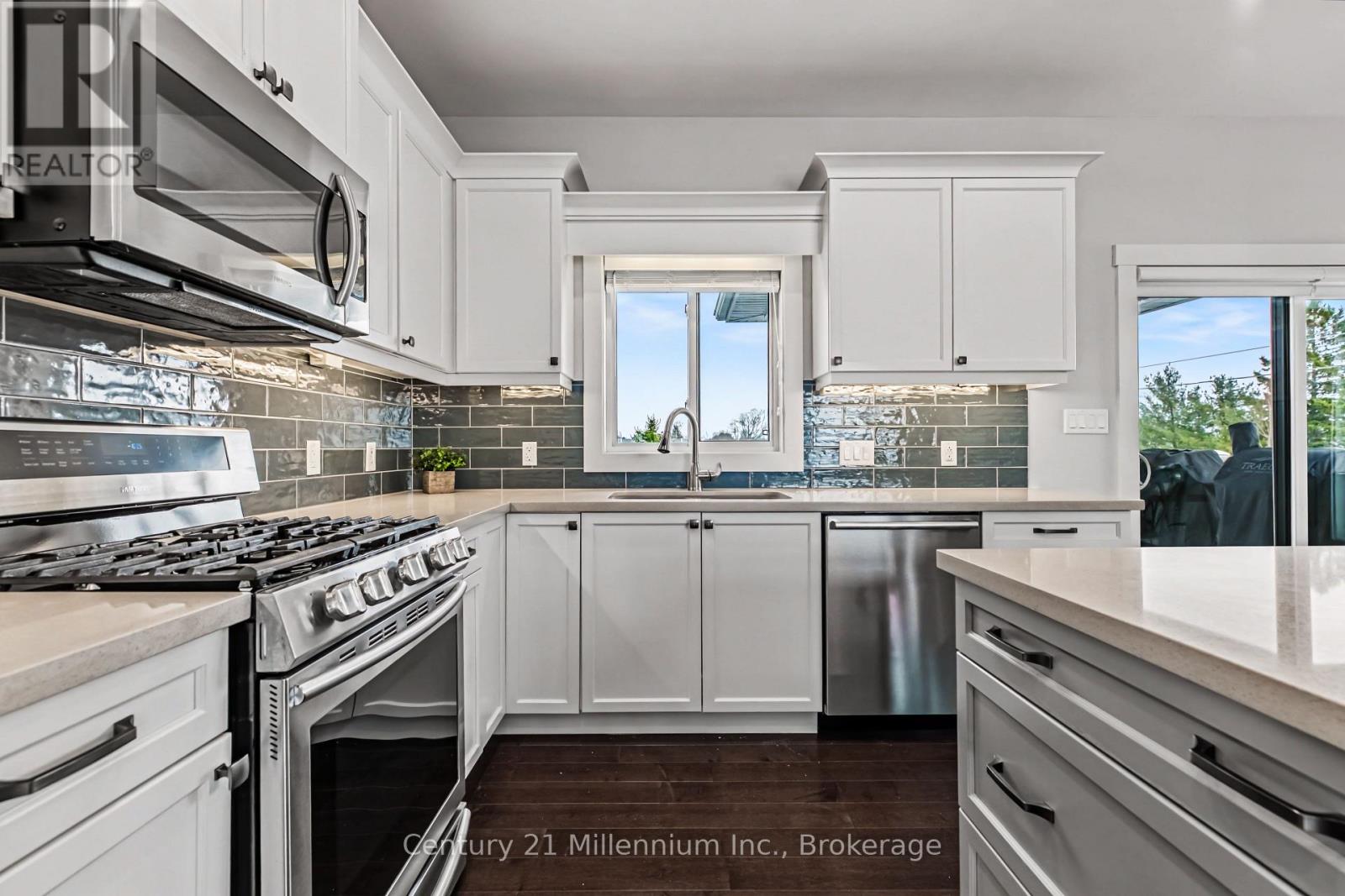 58 Lakefield Drive, Kincardine, Ontario  N2Z 0C9 - Photo 12 - X12918582