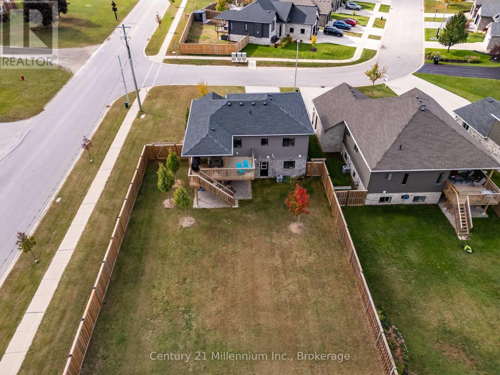 58 Lakefield Drive, Kincardine, Ontario  N2Z 0C9 - Photo 7 - X12918582