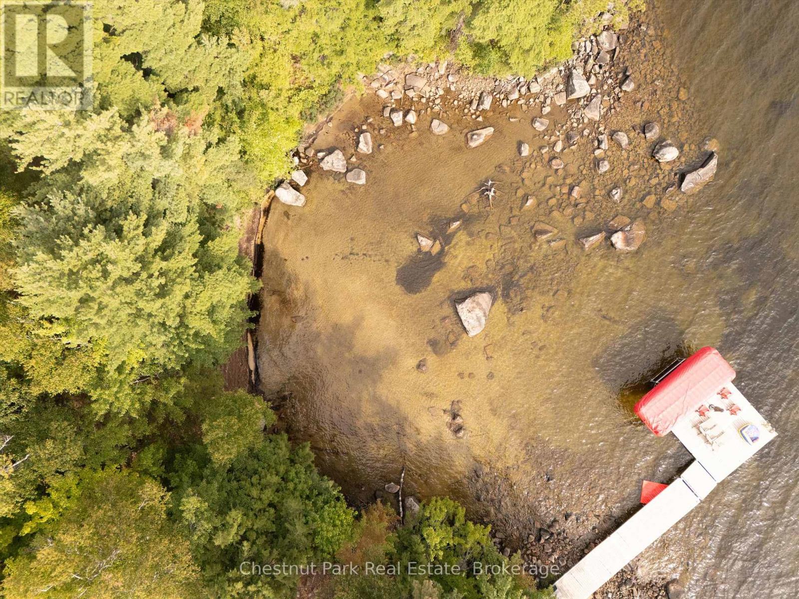 32 Bigwin Island, Lake Of Bays, Ontario  P0B 1A0 - Photo 23 - X12918672