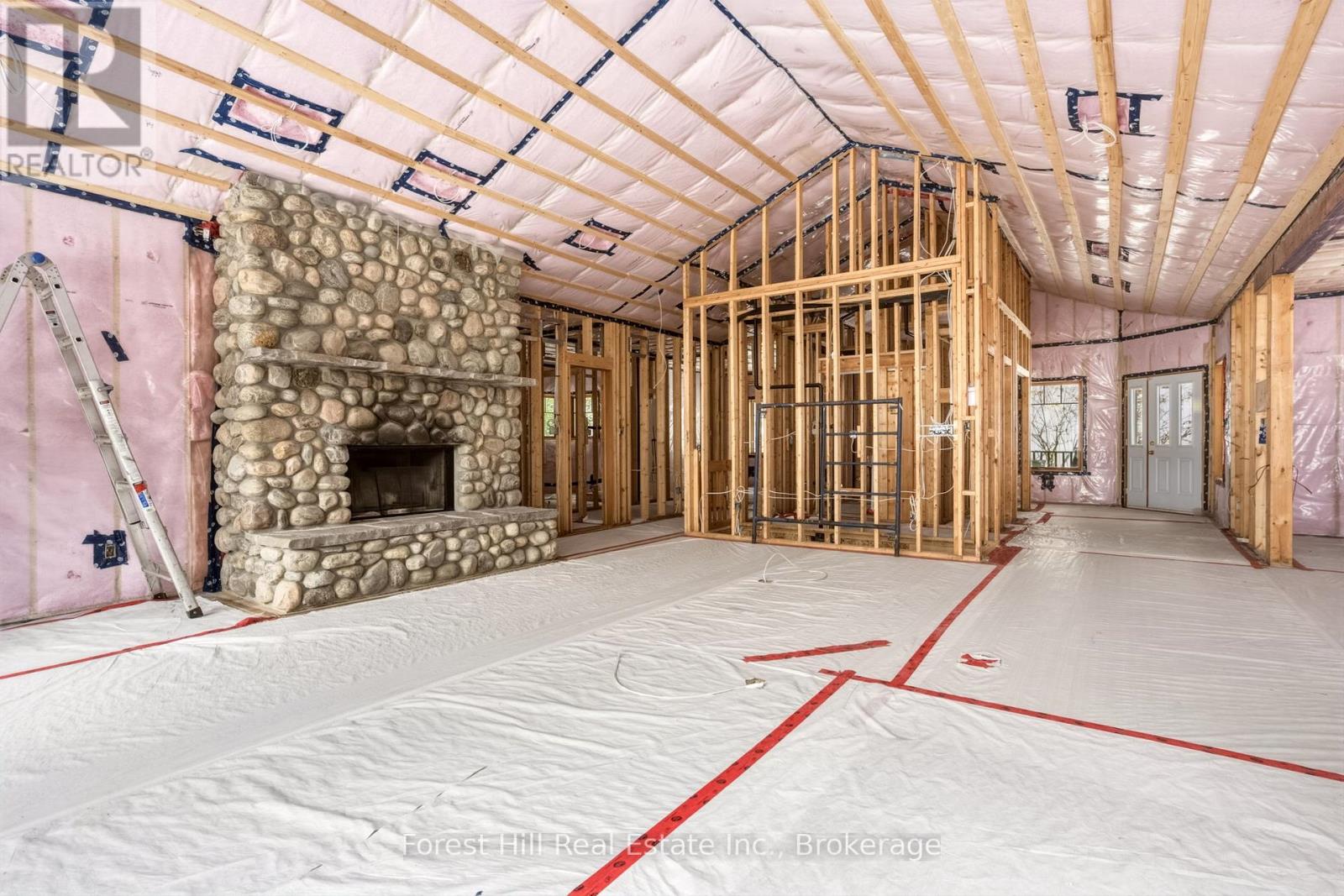 1101 Glenmount Road, Lake Of Bays, Ontario  P0B 1A0 - Photo 19 - X12918718