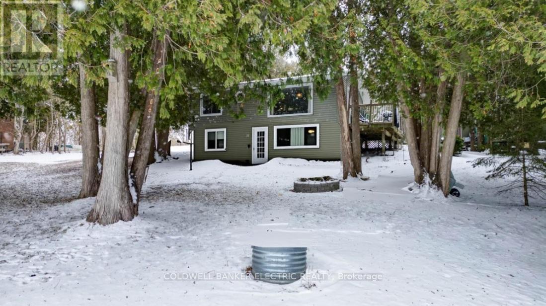6 Leisure Lane, Kawartha Lakes (Fenelon), Ontario  K9V 4R1 - Photo 9 - X12918594
