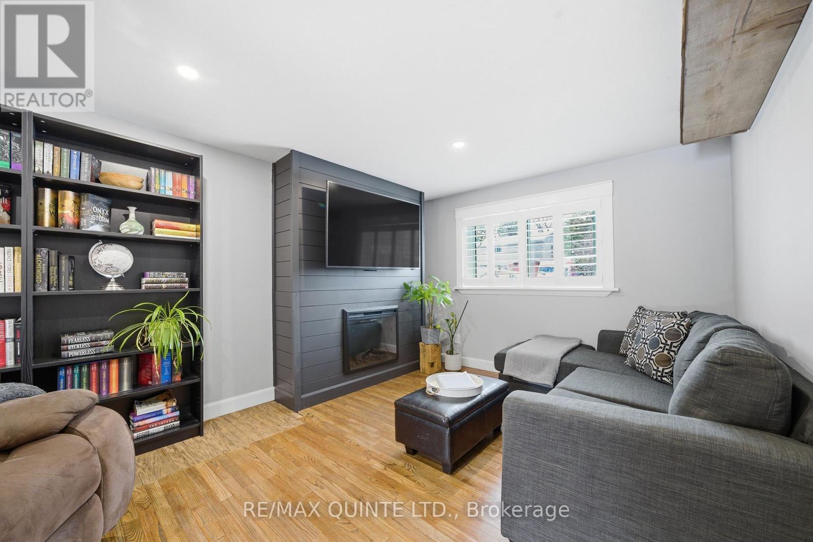 26 Applewood Drive, Belleville, Ontario  K8P 4E2 - Photo 19 - X12918628