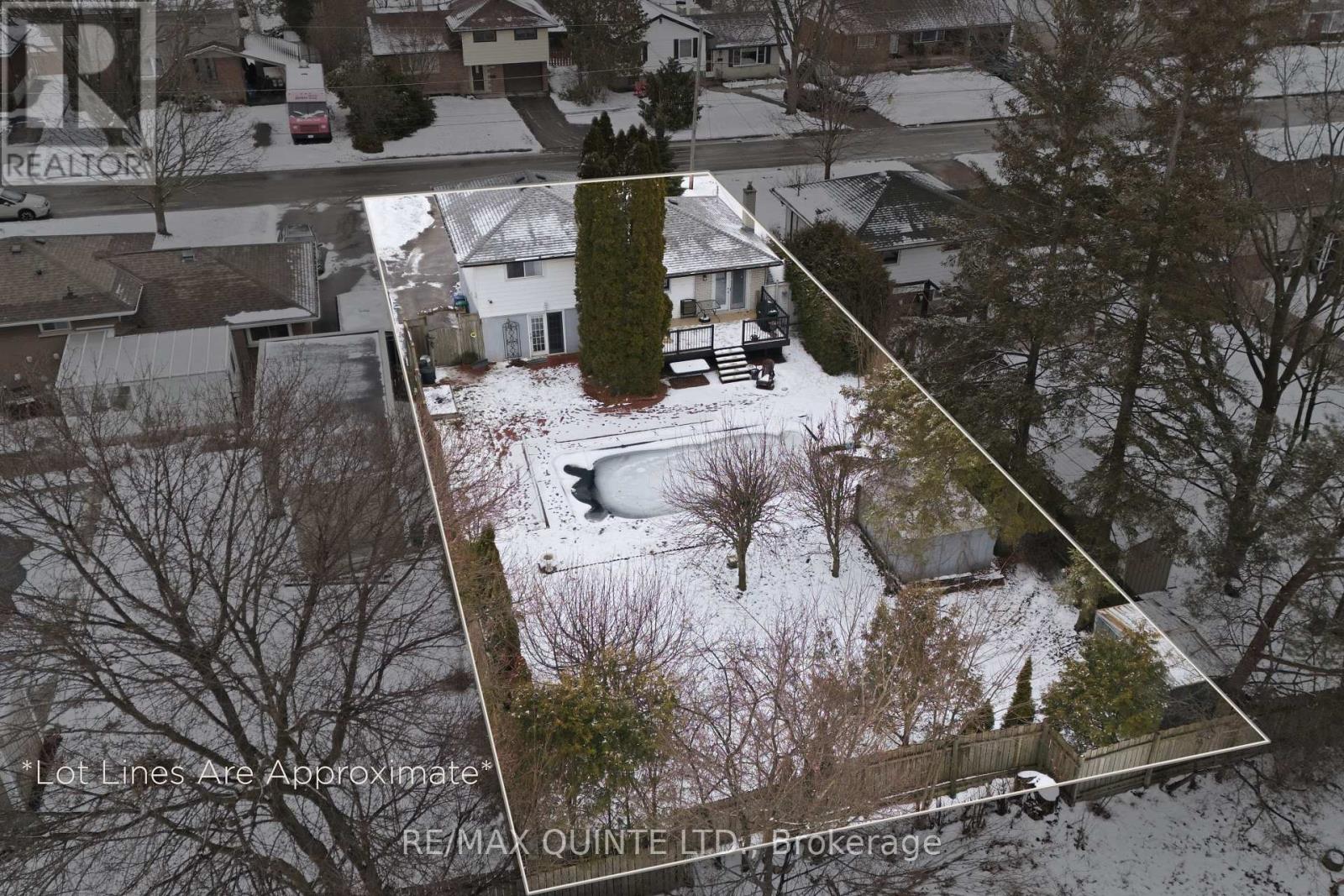 26 Applewood Drive, Belleville, Ontario  K8P 4E2 - Photo 2 - X12918628