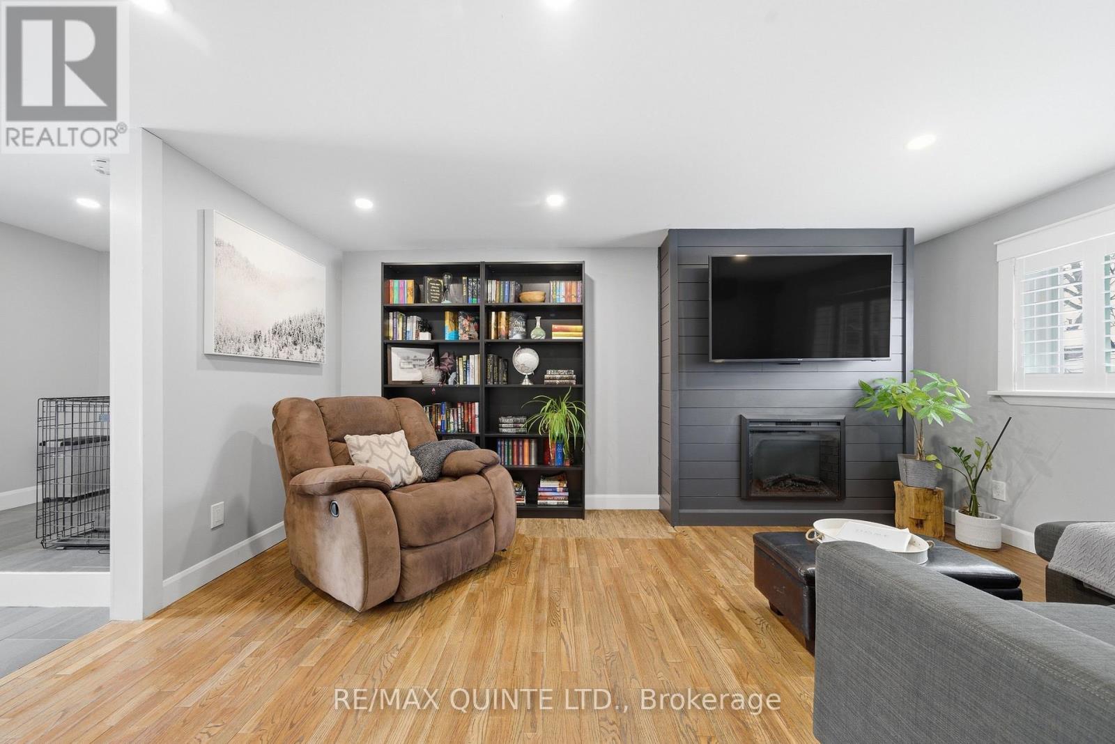 26 Applewood Drive, Belleville, Ontario  K8P 4E2 - Photo 21 - X12918628