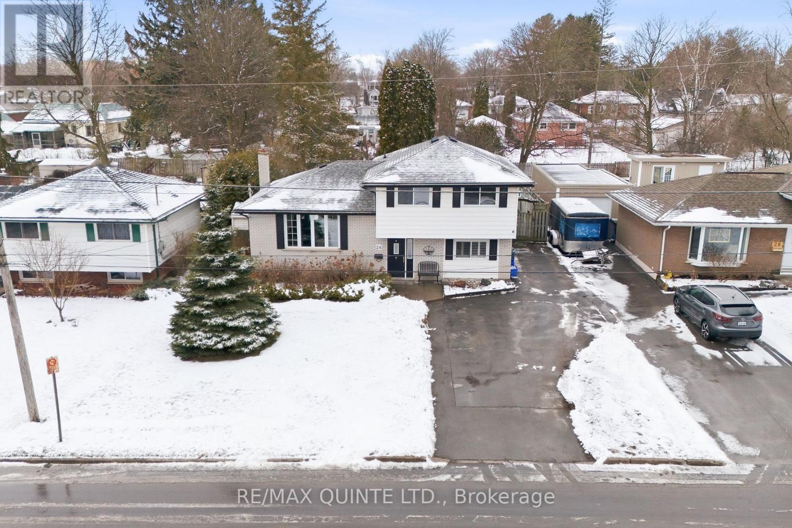 26 Applewood Drive, Belleville, Ontario  K8P 4E2 - Photo 3 - X12918628