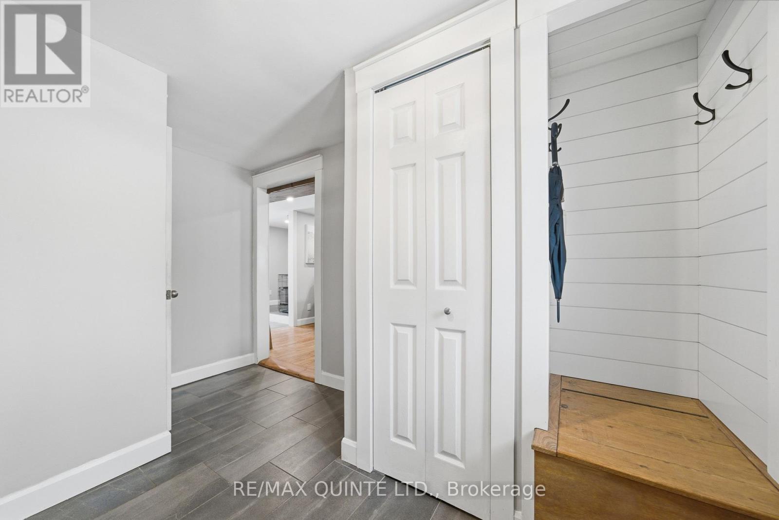 26 Applewood Drive, Belleville, Ontario  K8P 4E2 - Photo 5 - X12918628