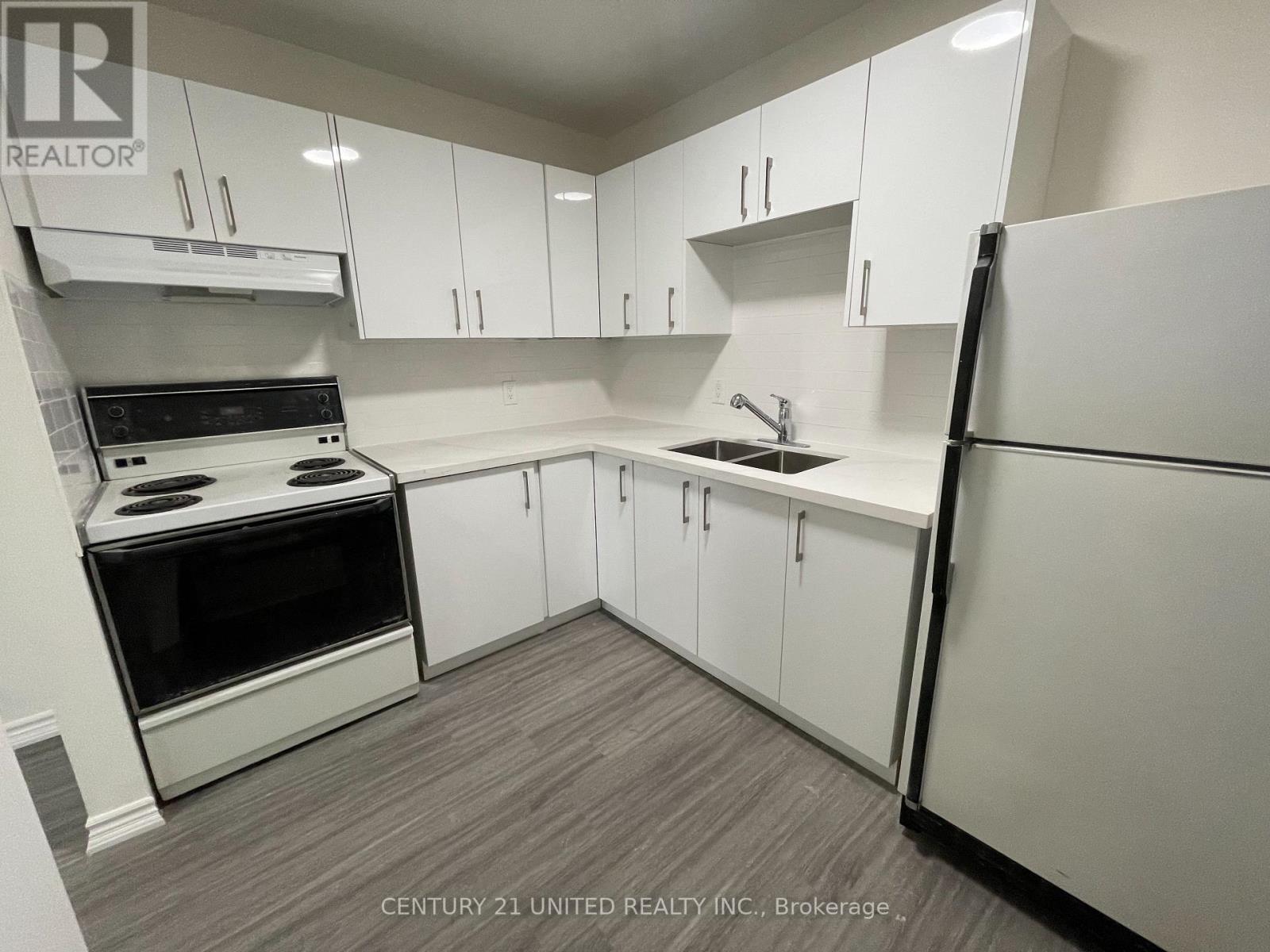 9 - 174.5 Hunter Street W, Peterborough, Ontario  K9H 2L2 - Photo 3 - X12918662