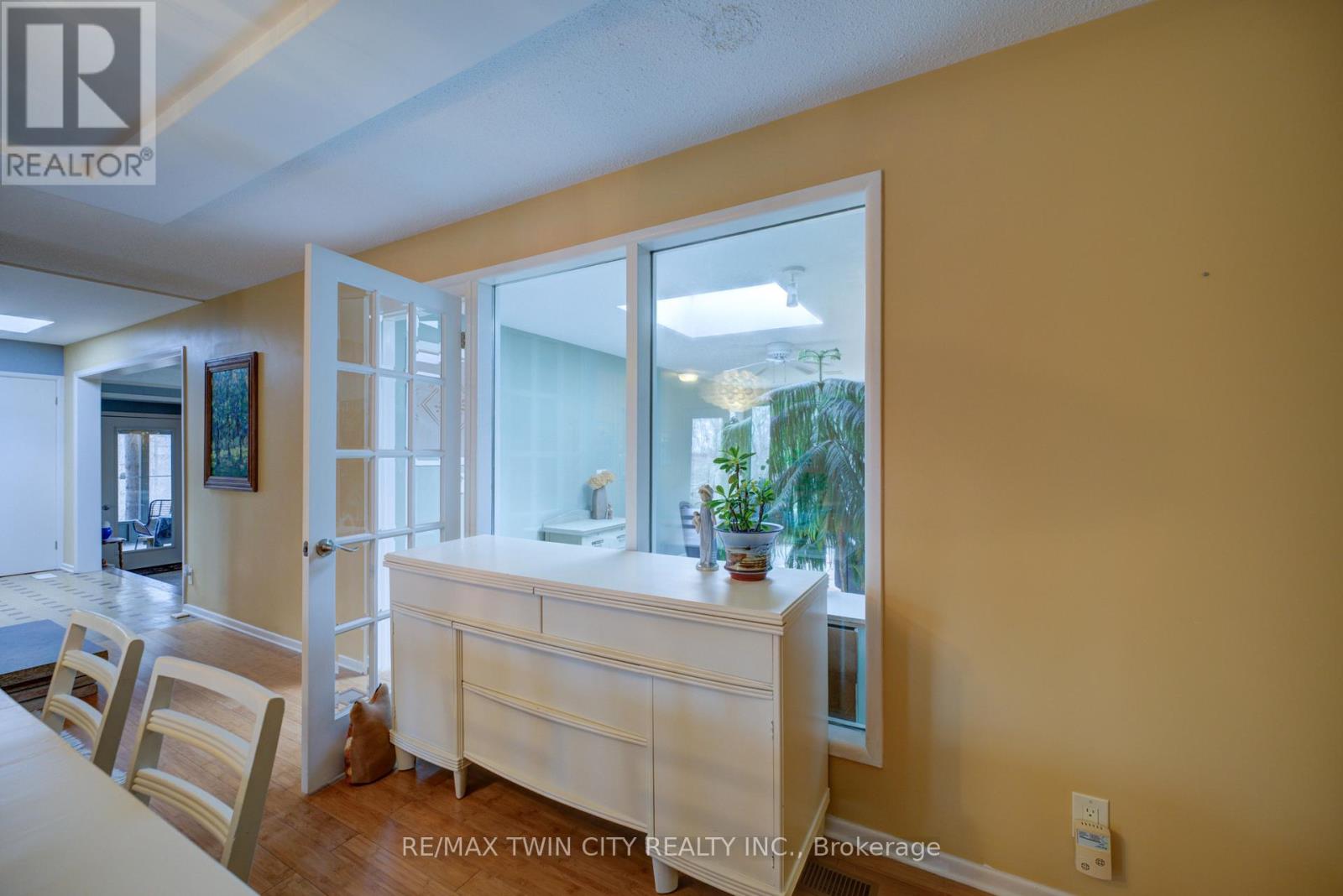 9 Summerhayes Crescent, Brantford, Ontario  N3R 5H9 - Photo 15 - X12914030