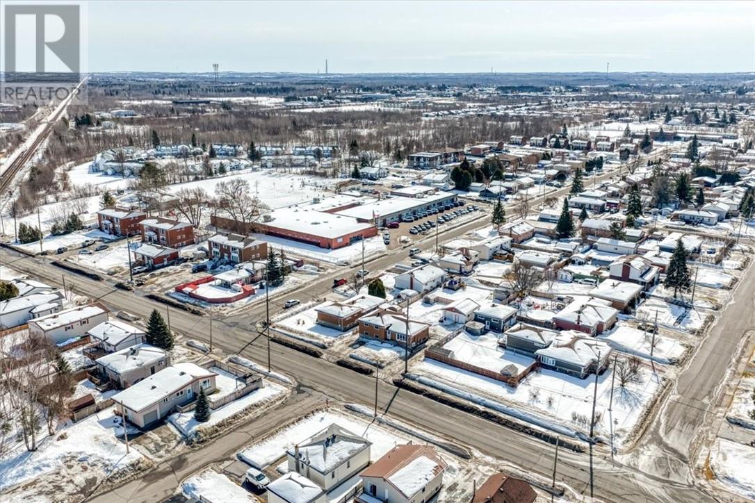 130 Main Street E, Chelmsford, Ontario  P0M 1L0 - Photo 31 - 2126901