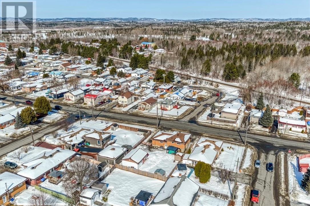 130 Main Street E, Chelmsford, Ontario  P0M 1L0 - Photo 35 - 2126901